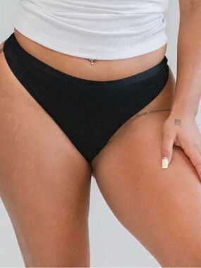 Revol Cares Toni period undies (BRAND NEW)